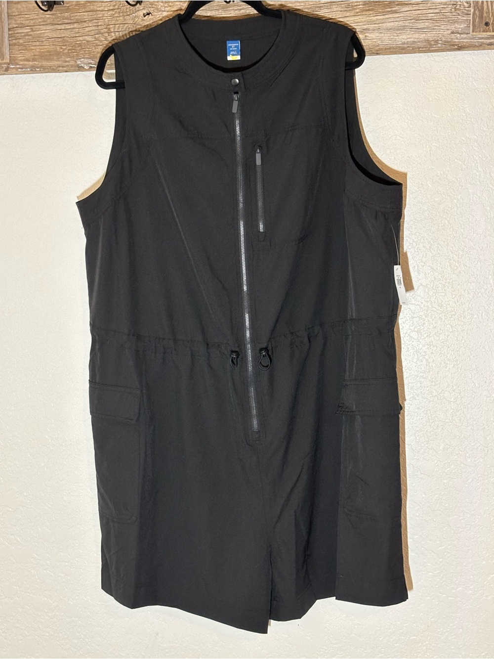 Black Sleeveless Zip-Front Utility Jumpsuit/Romper, size 2X from Old Navy